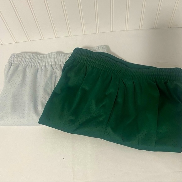 BCG Basketball Shorts Lot of (2) Size Medium Unisex 1 White & 1  Hunter Green - Picture 6 of 6